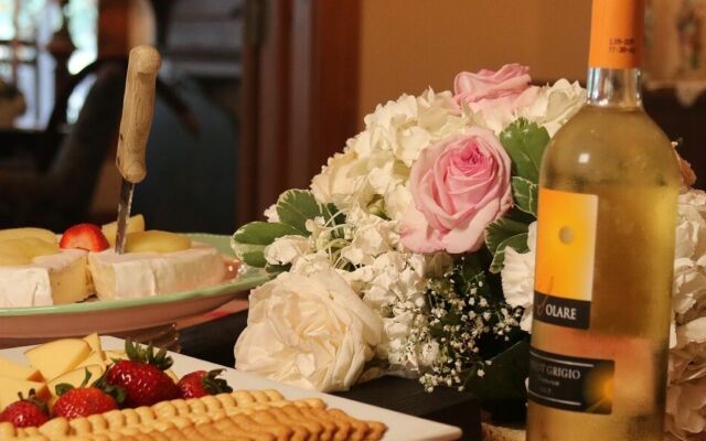 Sweetwater Branch Inn