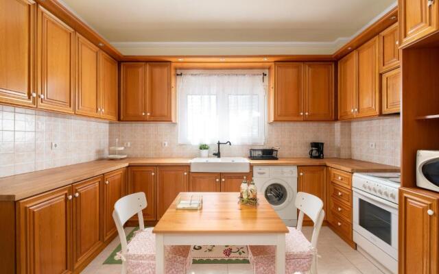 Villa - 1st Floor
