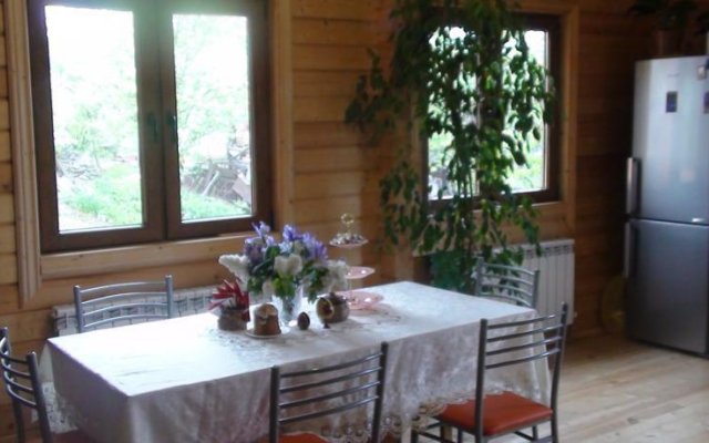 Country House Na Grecheskoy