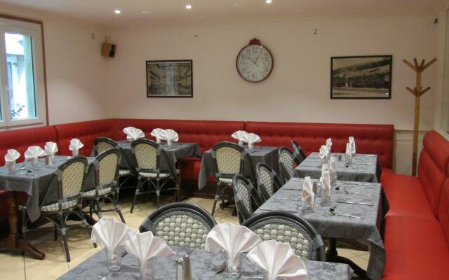 Hôtel Restaurant Le Bourgogne