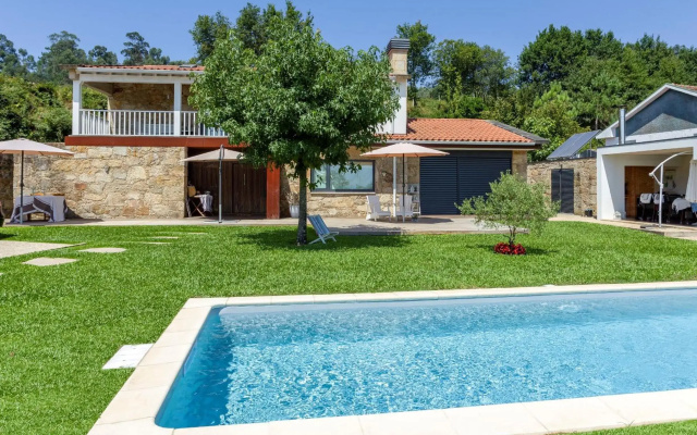CASA TARRIO - 3 quartos com piscina