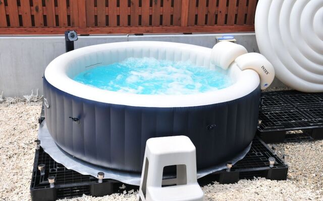 Resoneccha Villa in Katetsu <Amami Oshima>