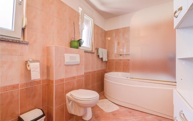 Nice Home in Skatari With Wifi and 3 Bedrooms