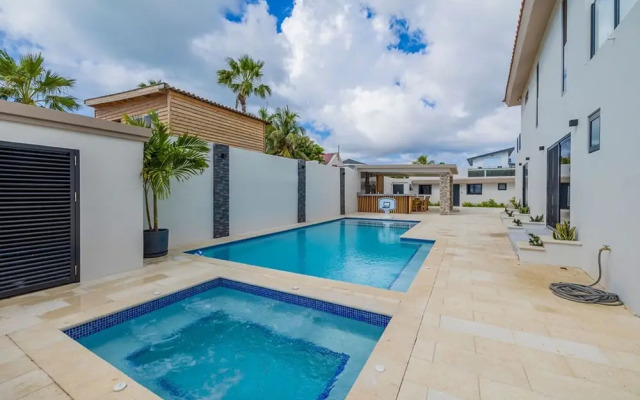 NEW 9BR Jacuzzi Pool Games Amazinglocation