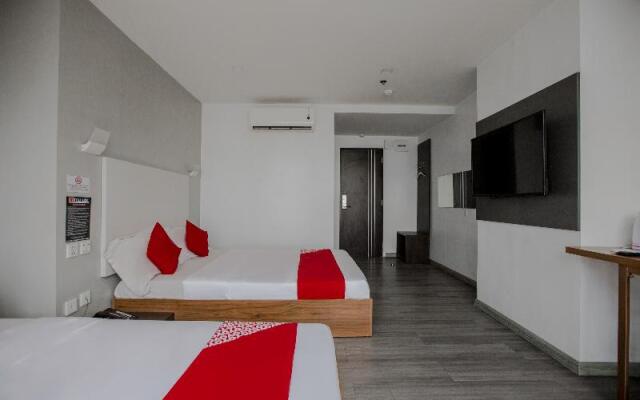 OYO 666 Mc Hotel Fairview