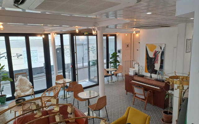Lucien Hotel 