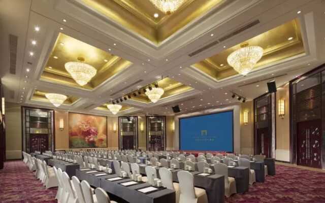 Maison New Century Hotel Cixi