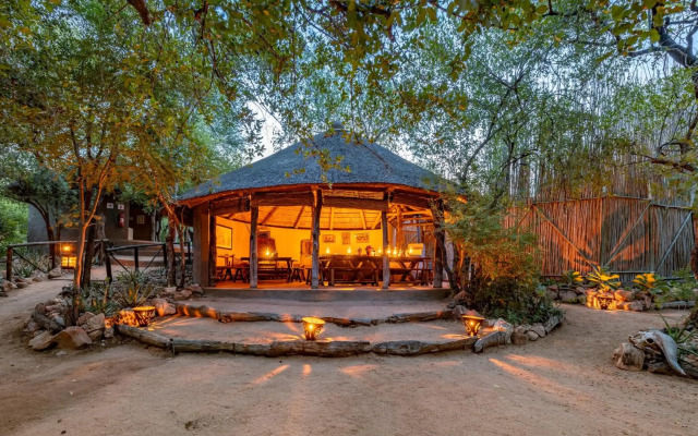 Umlani Bushcamp - Lodge