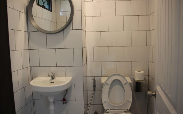 Yamyen Hostel