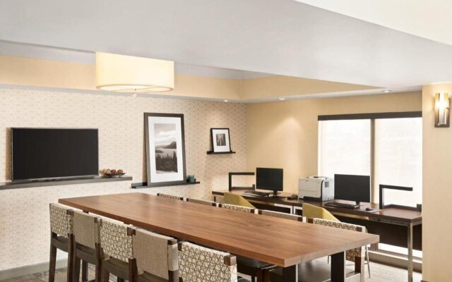 Hampton Inn Portland-Airport