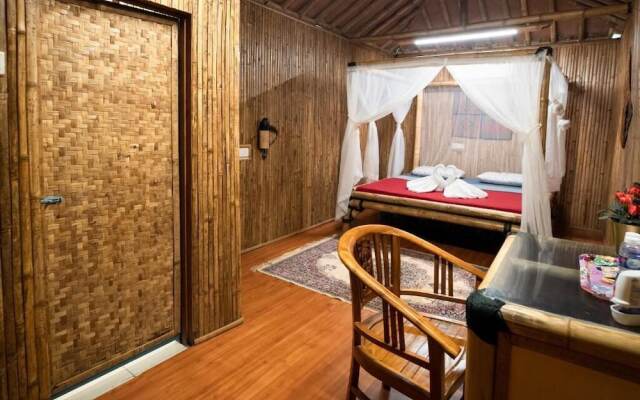 Tadom Hill Resorts