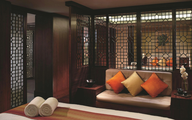 The Ritz-Carlton, Bangalore - Image 5
