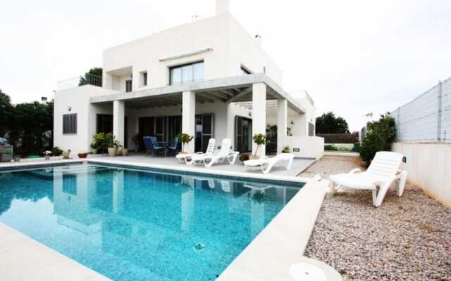 103024 - Villa in Sa Rapita