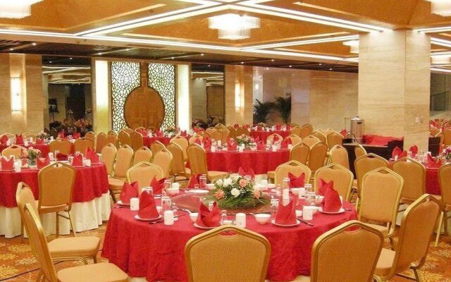 Joy International Hotel