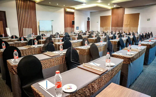 Andelir Convention Hotel