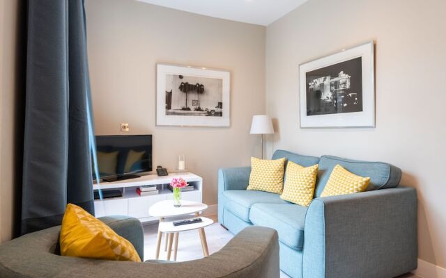 Stylish Fulham Home close to the River Thames