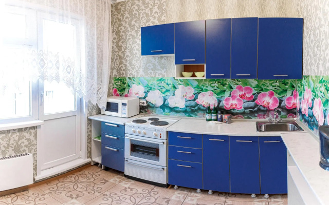 Апартаменты на проспекте Притомский 13