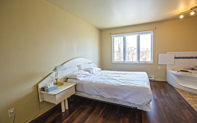 Room in Studio - Varenne Hotel Private Double Room 4