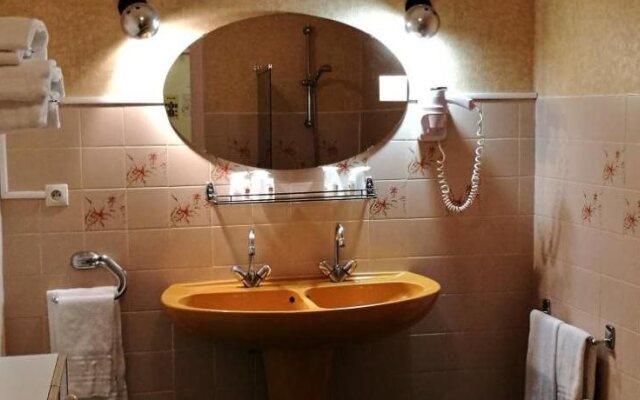 Nouvel Hotel