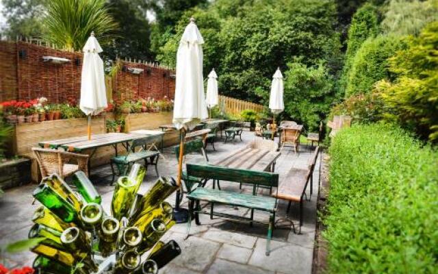 Roebuck Inn