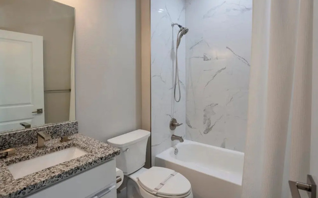 Luxury Pool Home Golf Cart