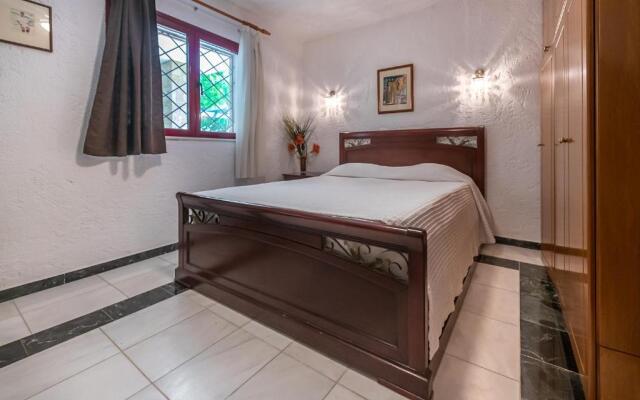 Maria Elena Villas III