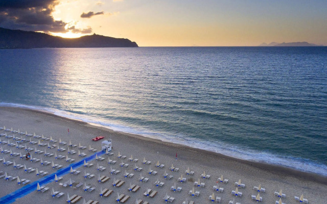 VOI Baia di Tindari Resort