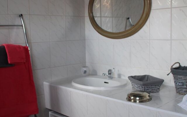 Une Chambre en Ville