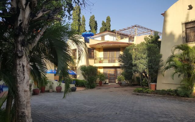 Hunch Backpackers Hostel