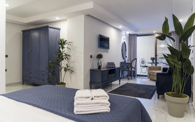 Voger Alaçatı Family