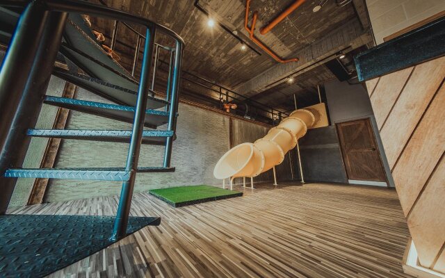 Legend Hotel Pier 2