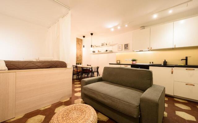 Vico Santa Luciella 20