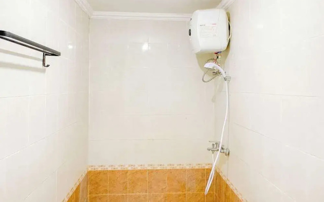 Best Deal Studio (No Kitchen) Grand Palace Kemayoran Apartment