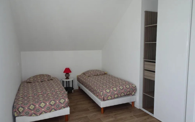 Comfortable Holiday Home With Garden, Near Beach