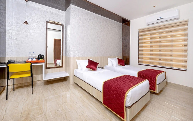 Fabhotel The Leela Park