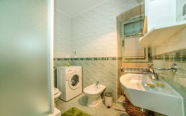 Charming Villa Only 10 Minutes Drive From the sea