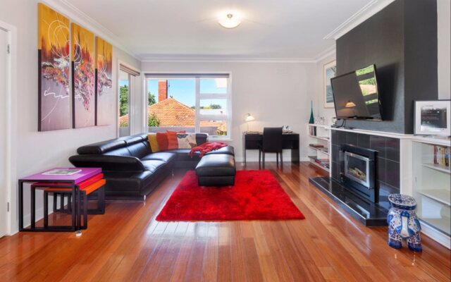 Lake Wendouree Luxury Apartments on Webster