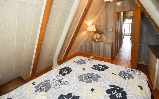 Sea Loft by RedAwning