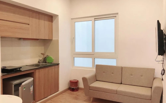 Crown Apartment