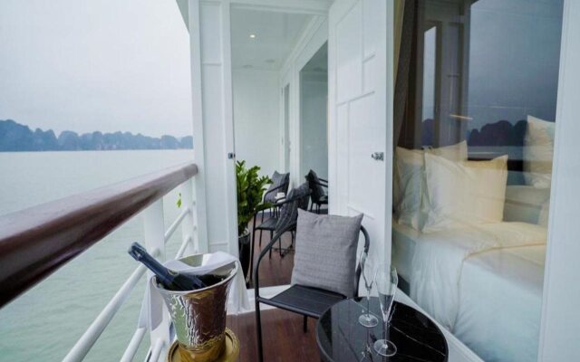 Paradise Grand Cruise - Lan Ha Bay