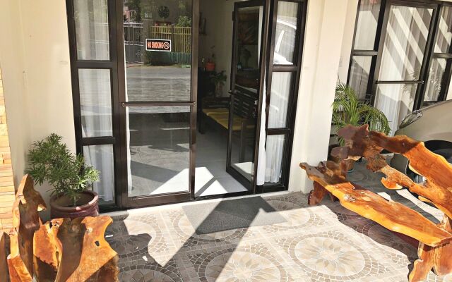 Susana's Room for Rent