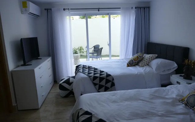 Villa Estela at Monserrat 2