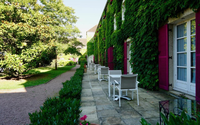 Le Manoir De Gressy
