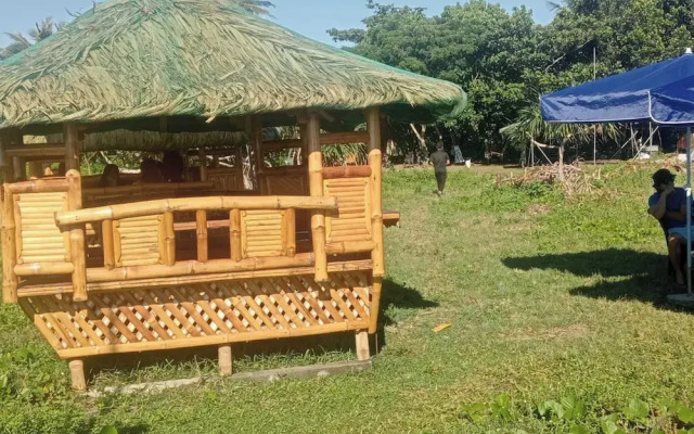 The Waves at Socorro Baler- Hotel A