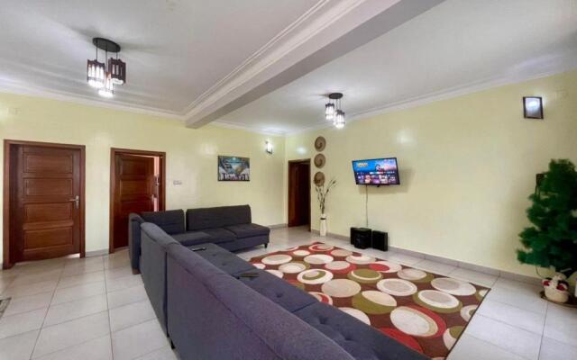 "room in House - Spacious Private Room @ Myplace"