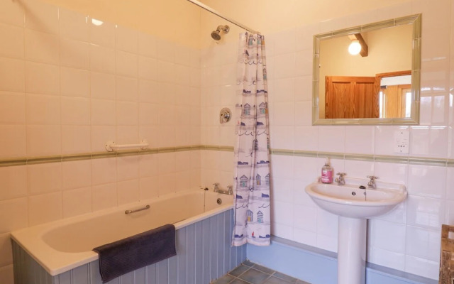 Avocet Cottage