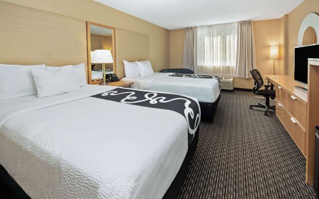 La Quinta Inn & Suites by Wyndham West Palm Beach Airport