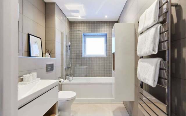The Wembley Park Retreat - Modern 2bdr Flat With Balcony