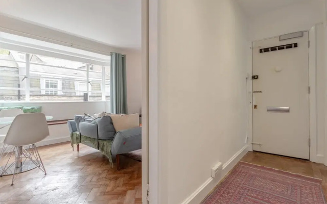 Stylish 2 Bedroom Fitzrovia Flat