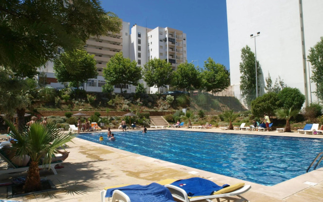 Apartamentos Jardins da Rocha